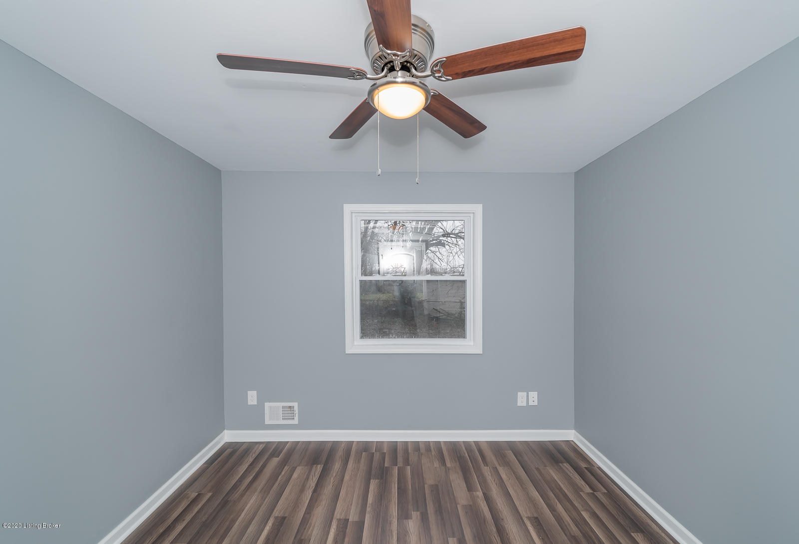 5413 Rayburn Road Louisville, KY 40272 - Photo 16 of 29 5413 Rayburn Rd L-14