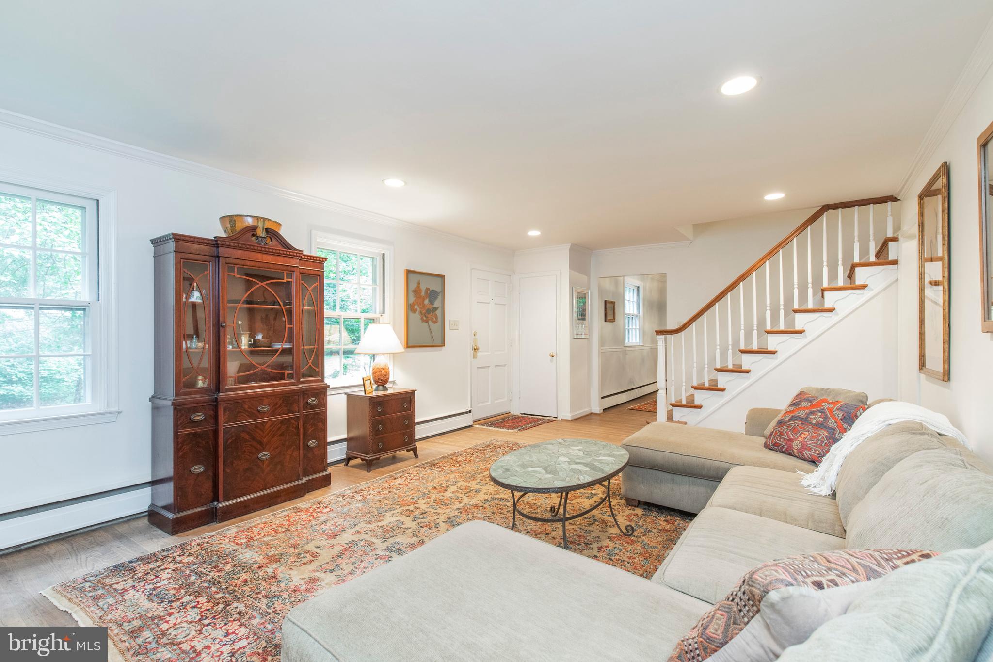 620 Upper Weadley Road Wayne, PA 19087 - Photo 3 of 31 Living room