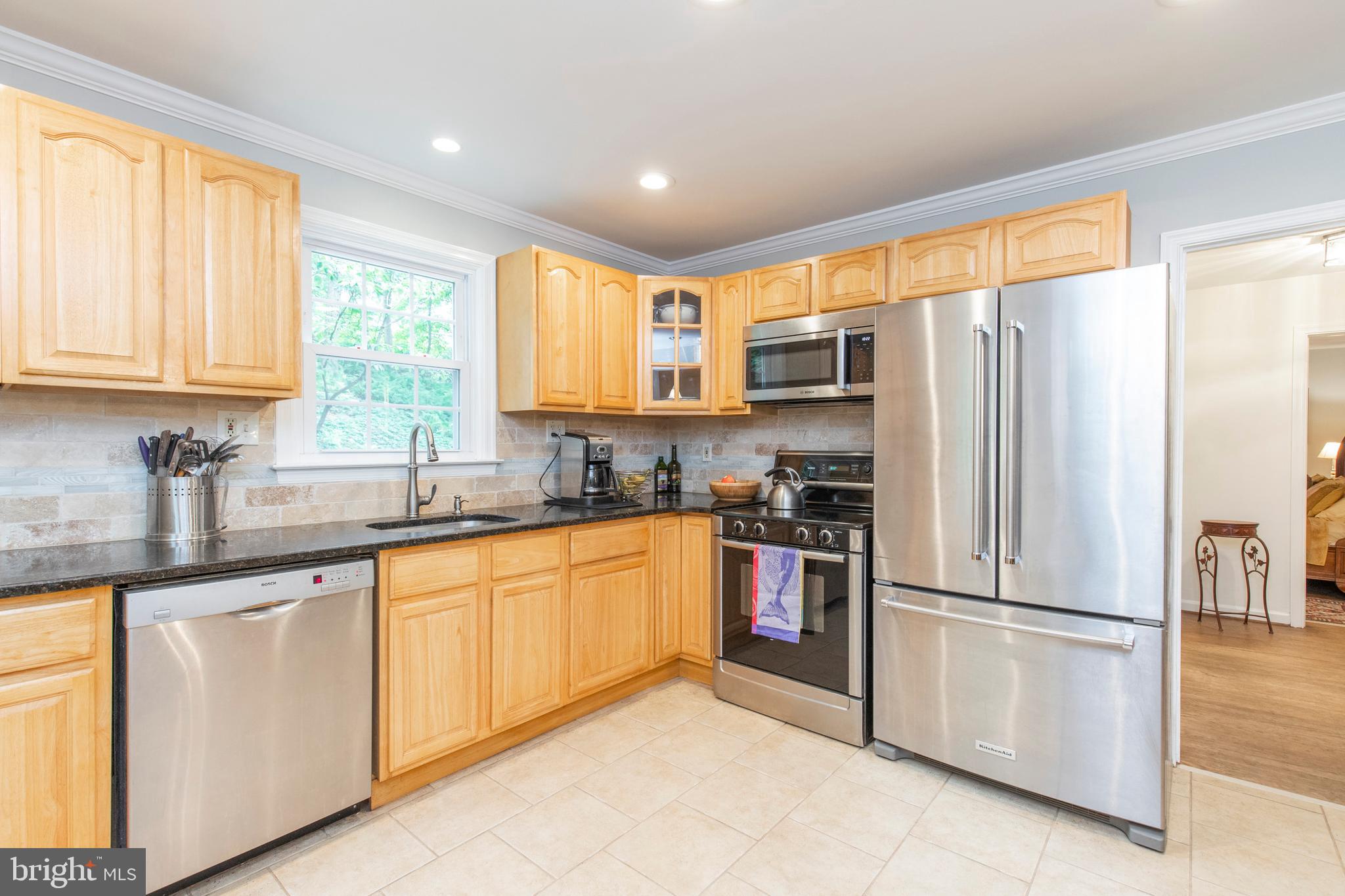 620 Upper Weadley Road Wayne, PA 19087 - Photo 10 of 31 Kitchen