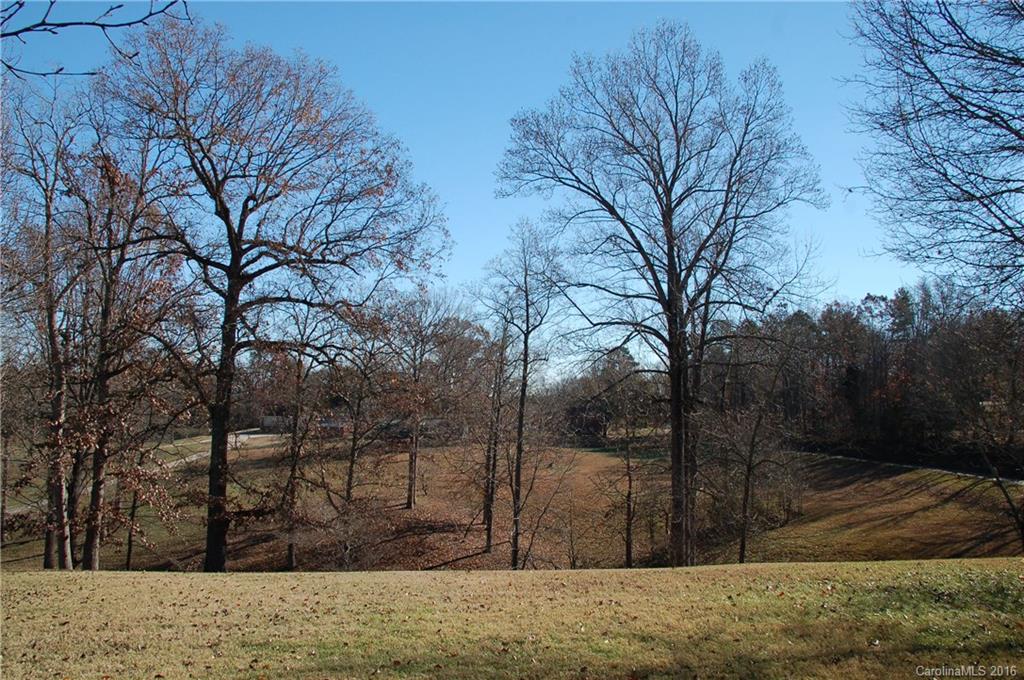 2127 Miranda Road Charlotte, NC 28216 - Photo 3 of 23 Gallery Image 3
