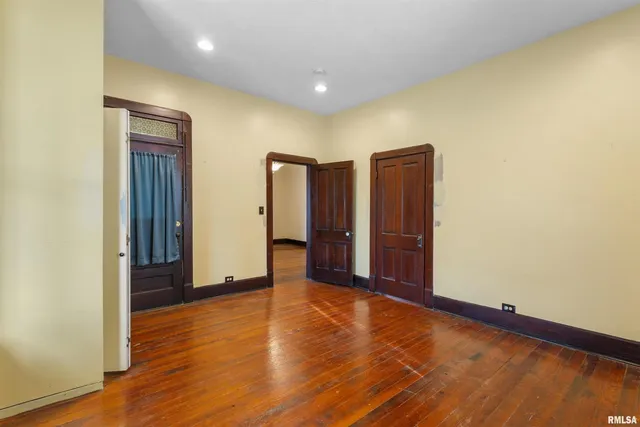 $89,500 | 607 North Logan Street, Marion, IL 62959