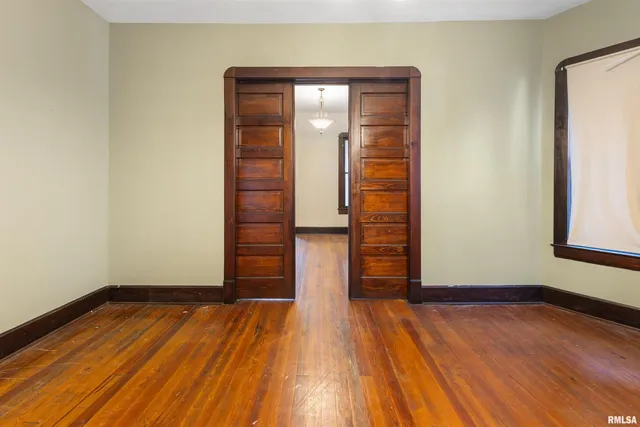 $89,500 | 607 North Logan Street, Marion, IL 62959