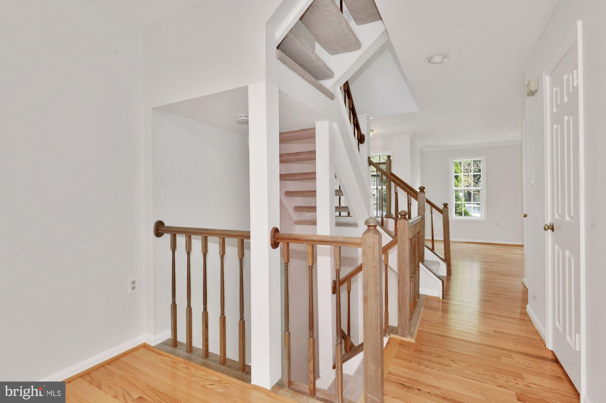 11951 Sentinel Point Court Reston, VA 20191 - Photo 8 of 42