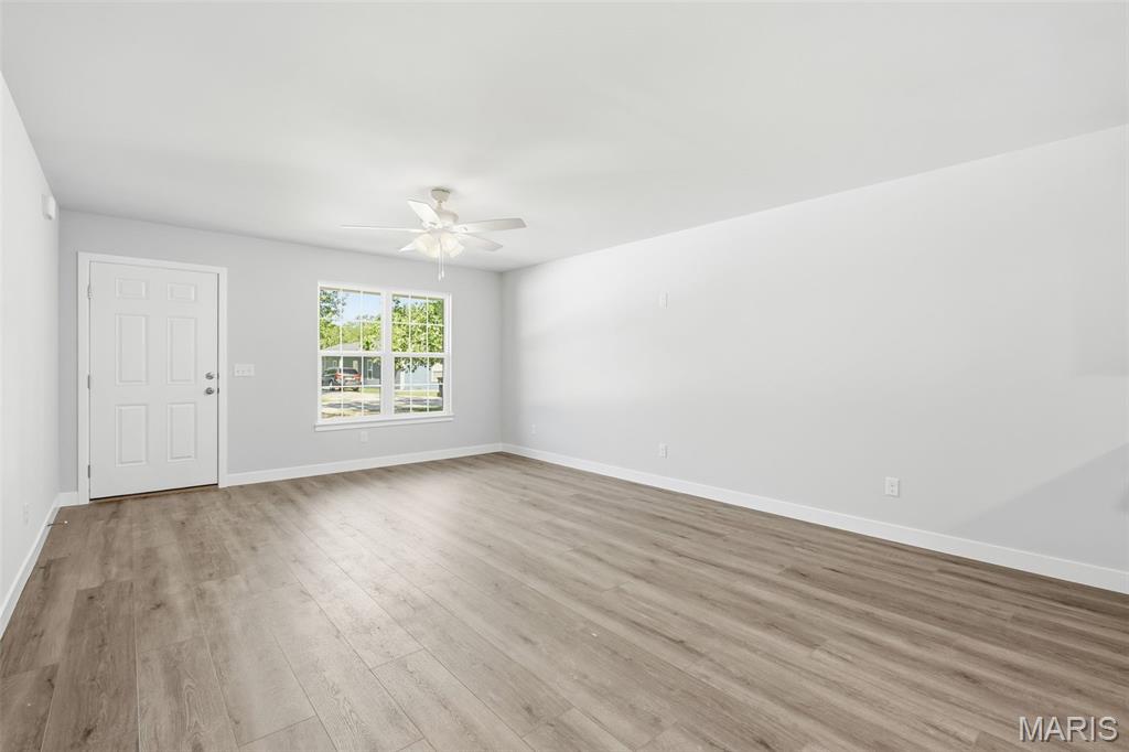 256 Walnut Street Hawk Point, MO 63349 - Photo 11 of 35