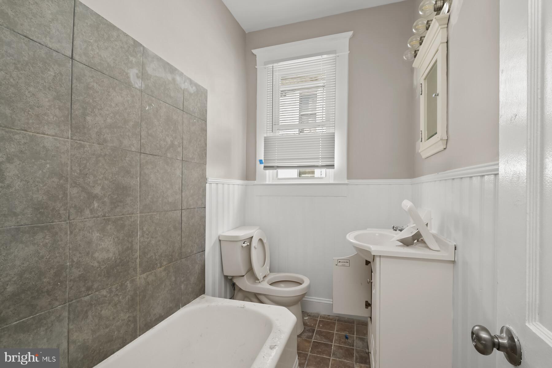 4606 Ritchie Highway Brooklyn, MD 21225 - Photo 6 of 19