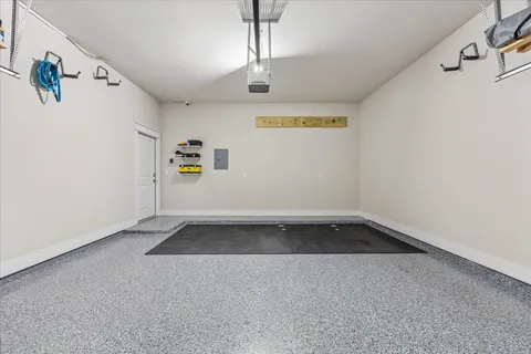 $420,000 | 13001 Hymeadow Drive, Unit 38, Austin, TX 78729