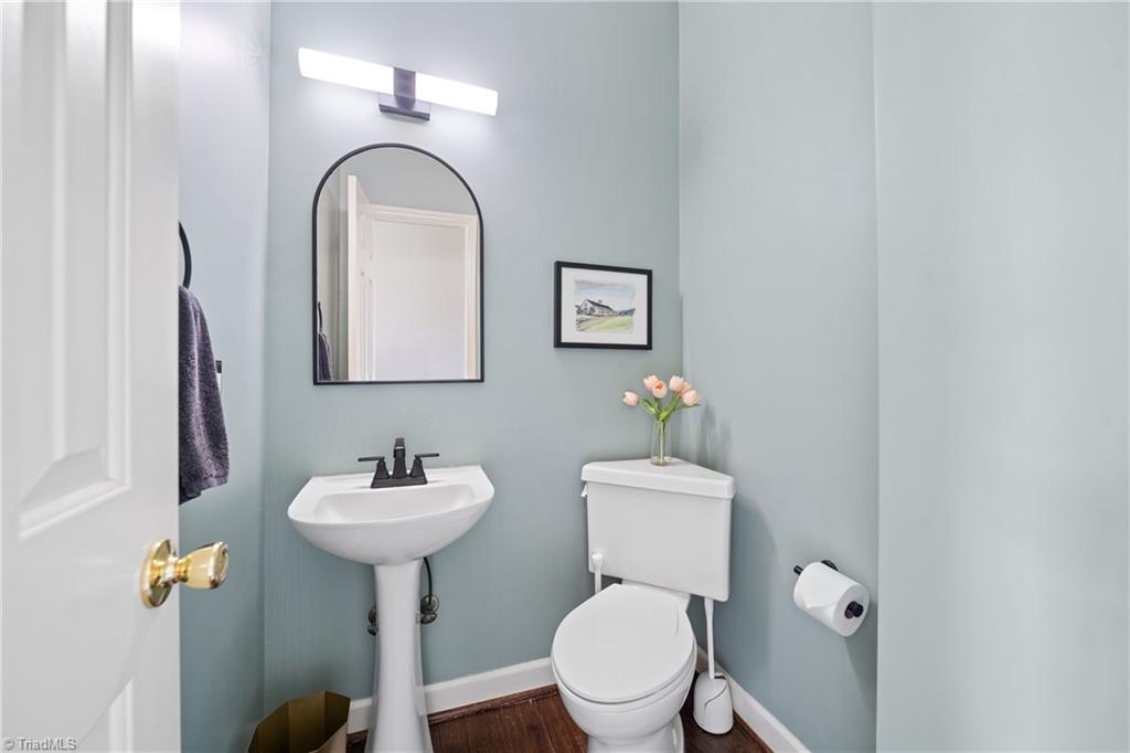 178 Wexham Road Winston-Salem, NC 27103 - Photo 9 of 20