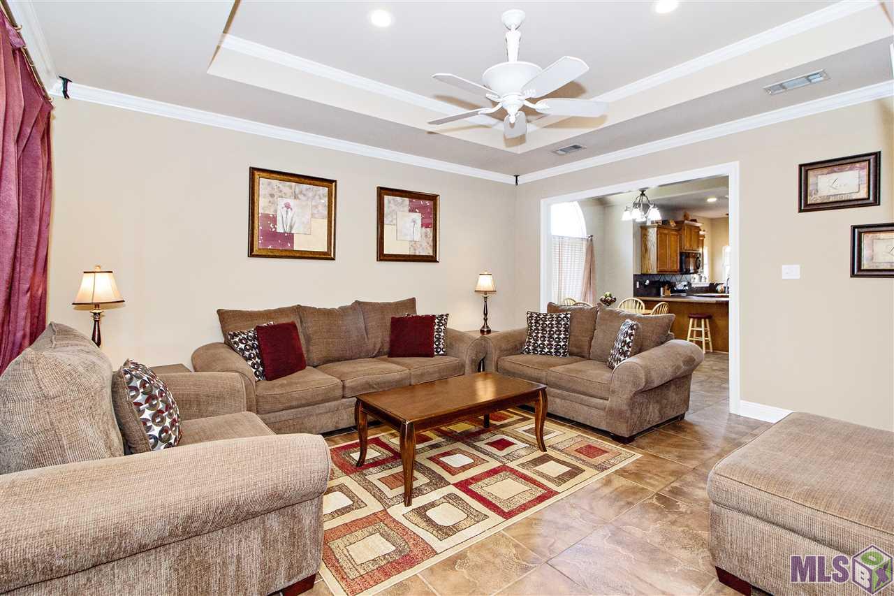 9366 Rue De Benoit Denham Springs, LA 70706 - Photo 8 of 17 Gallery Image 8