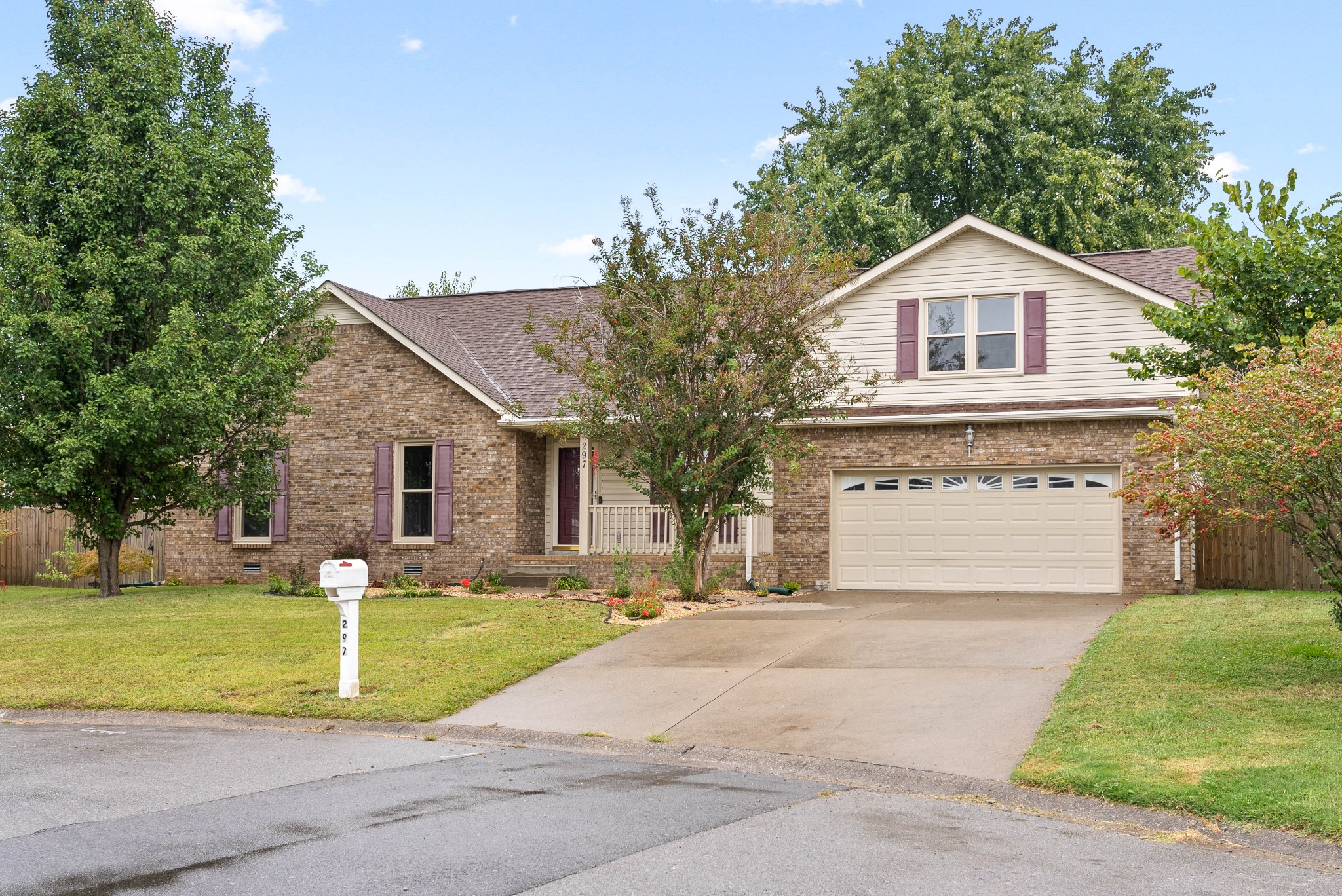 297 Joe McCraw Road Clarksville, TN 37040 - Photo 3 of 33 Gallery Image 3