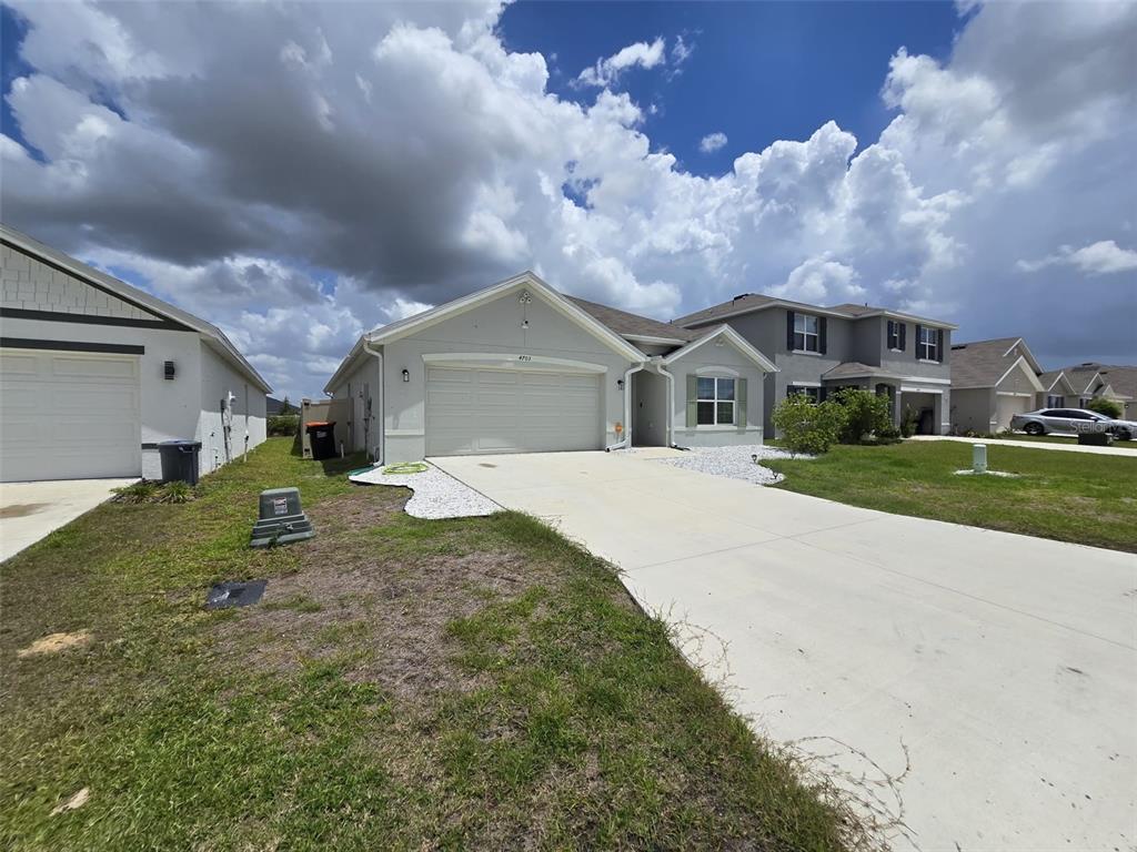 4703 Southwest 85th Place Ocala, FL 34476 - Photo 2 of 19