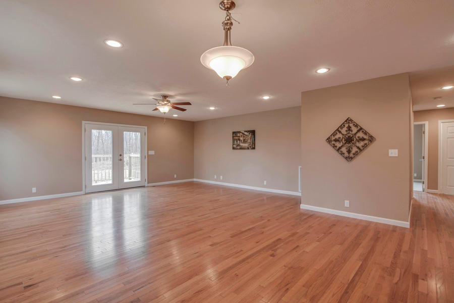 313 Cumberland View Road Clinton, TN 37716 - Photo 10 of 31 Living-Dining
