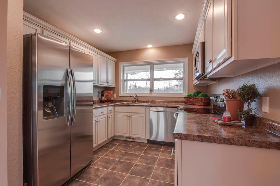 313 Cumberland View Road Clinton, TN 37716 - Photo 13 of 31 Kitchen