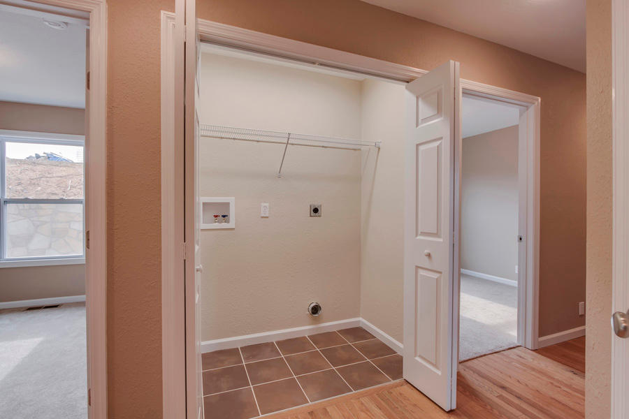 313 Cumberland View Road Clinton, TN 37716 - Photo 21 of 31 Laundry