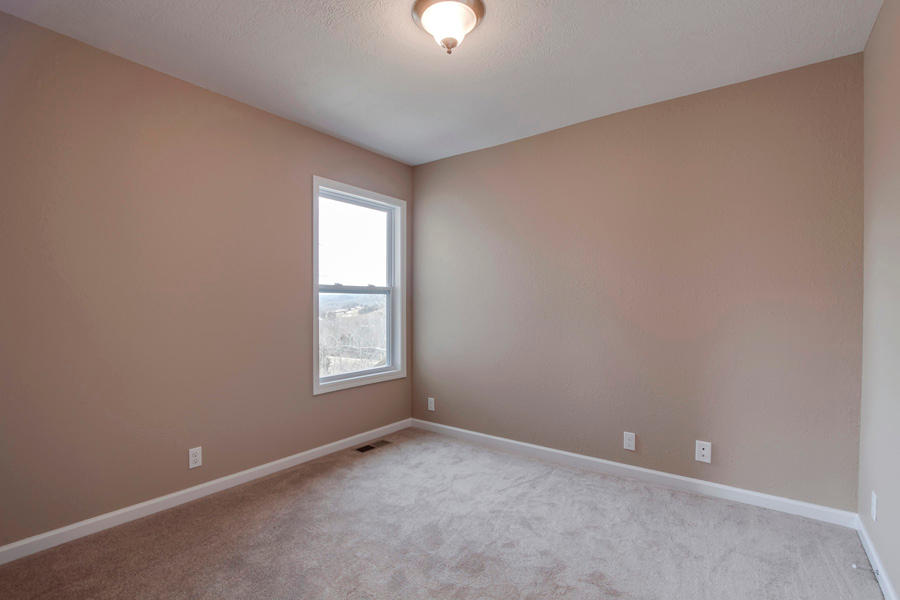 313 Cumberland View Road Clinton, TN 37716 - Photo 25 of 31 Bedroom 4