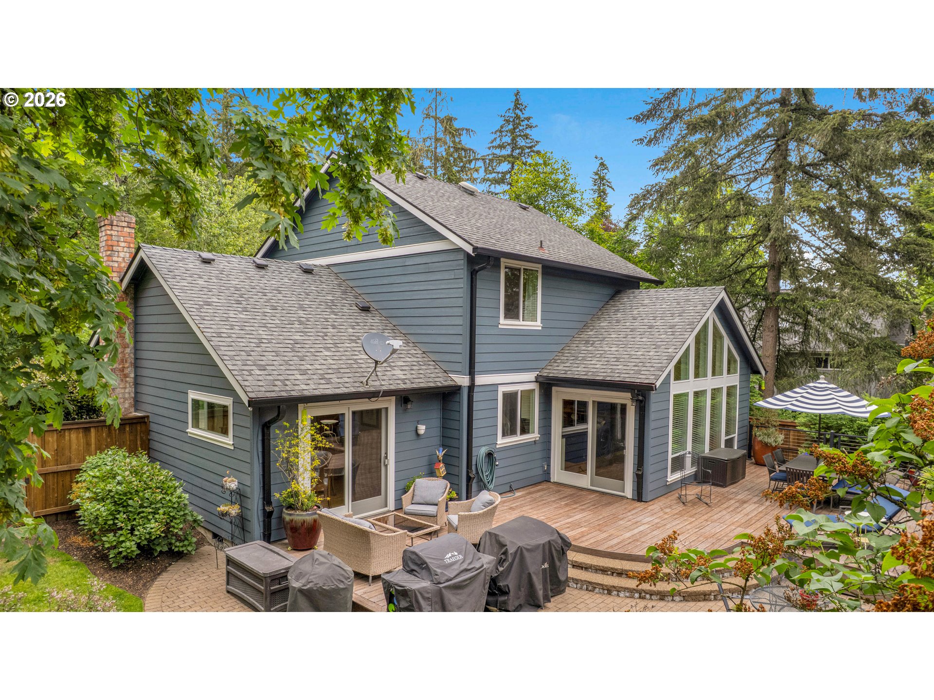 3842 Southwest Coronado Street Portland, OR 97219 - Photo 9 of 48