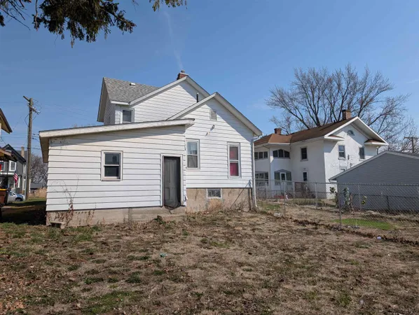 $95,000 | 709 West Lincoln Boulevard, Freeport, IL 61032