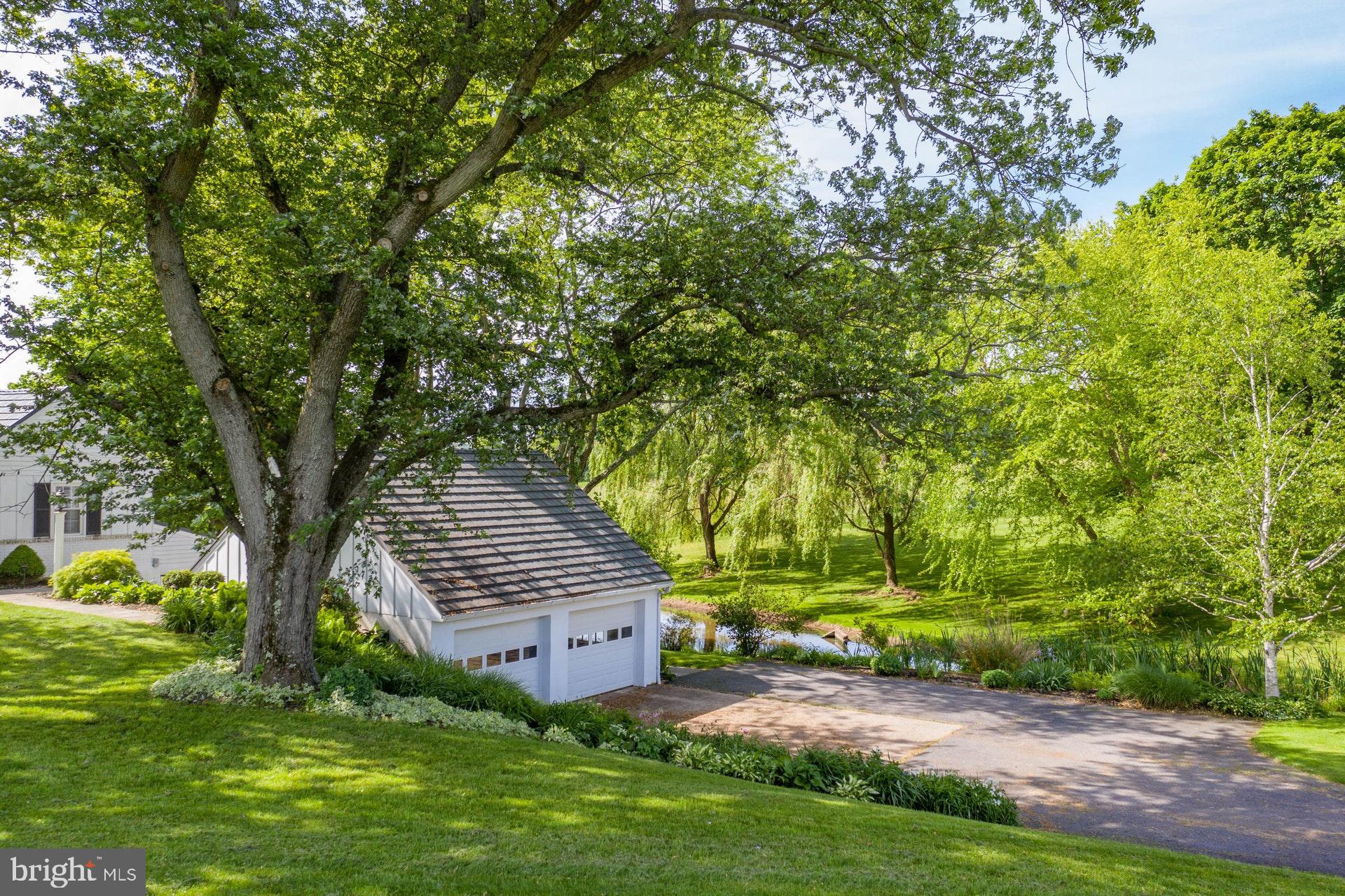 2004 Pleasant View Road Coopersburg, PA 18036 - Photo 4 of 43 Gallery Image 4