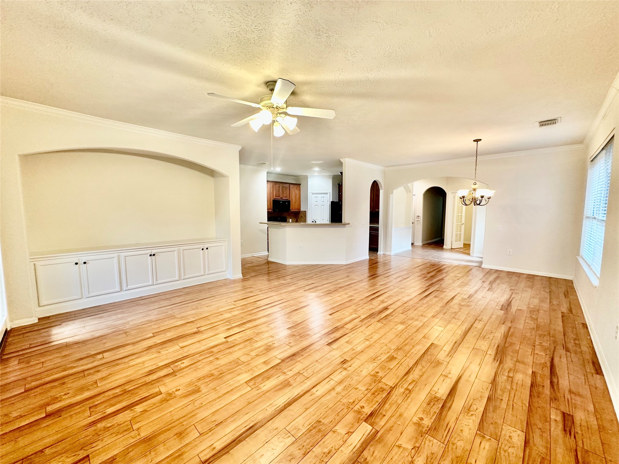 1306 Modena Drive Pearland, TX 77581 - Photo 9 of 31