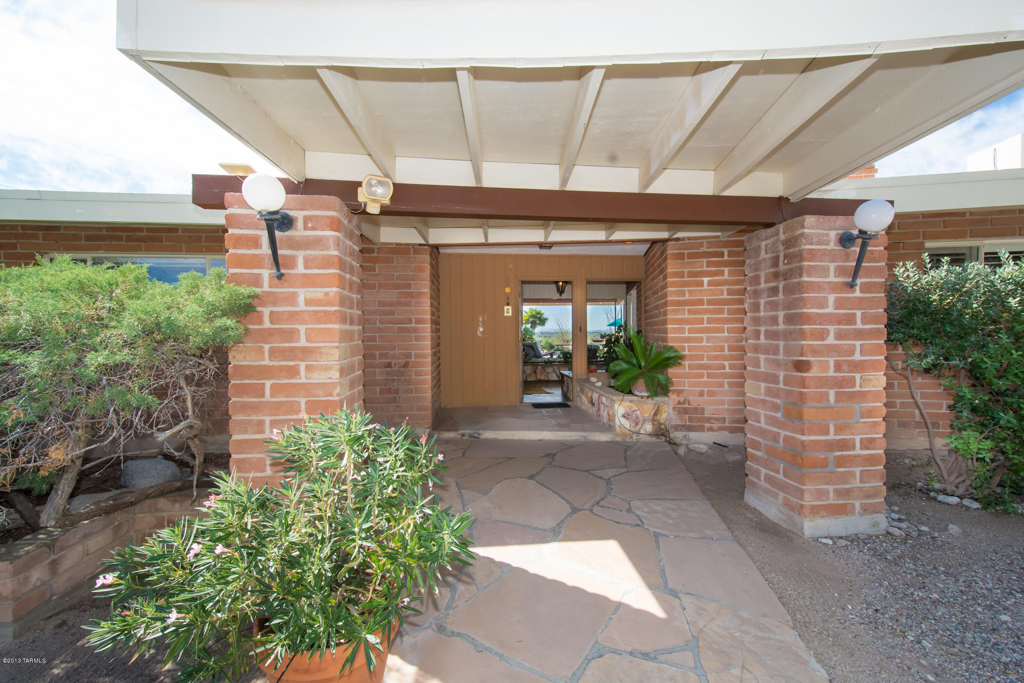 5476 East River Road Tucson, AZ 85718 - Photo 6 of 42 Gallery Image 6