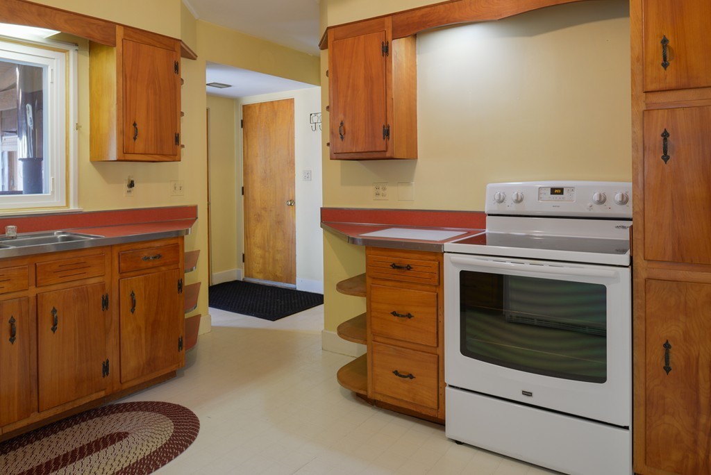 11 Bass River Road Beverly, MA 01915 - Photo 15 of 28 Gallery Image 15