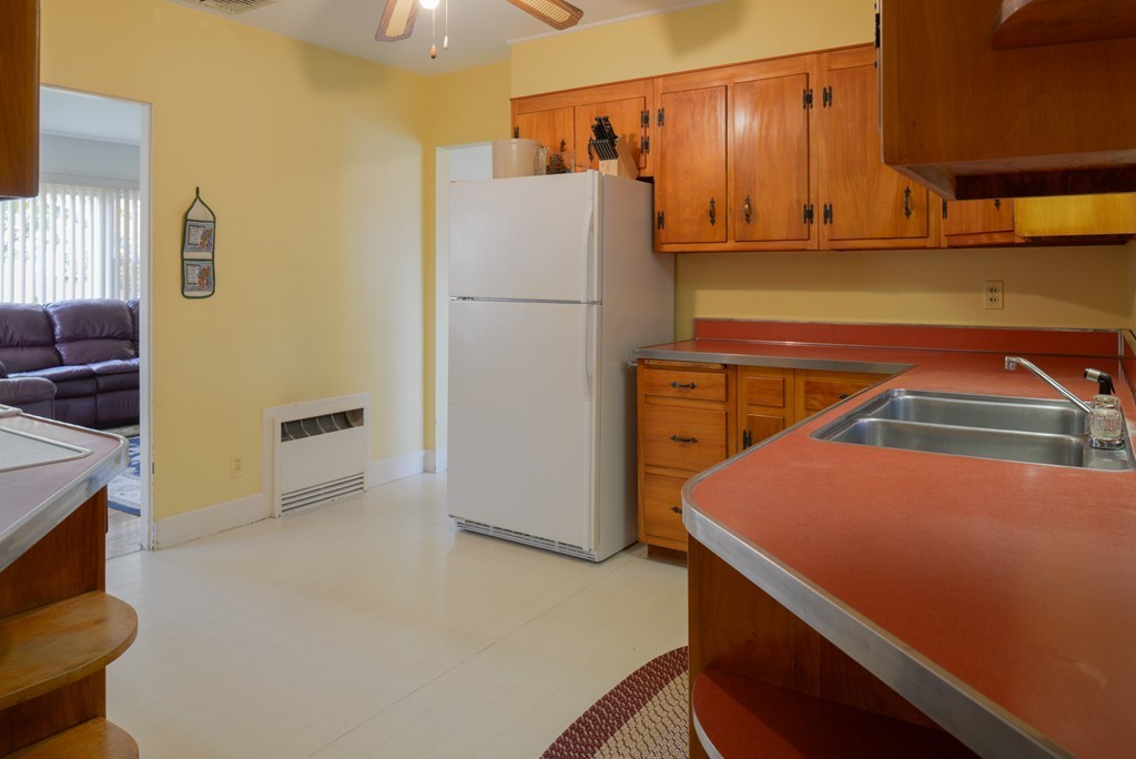 11 Bass River Road Beverly, MA 01915 - Photo 17 of 28 Gallery Image 17