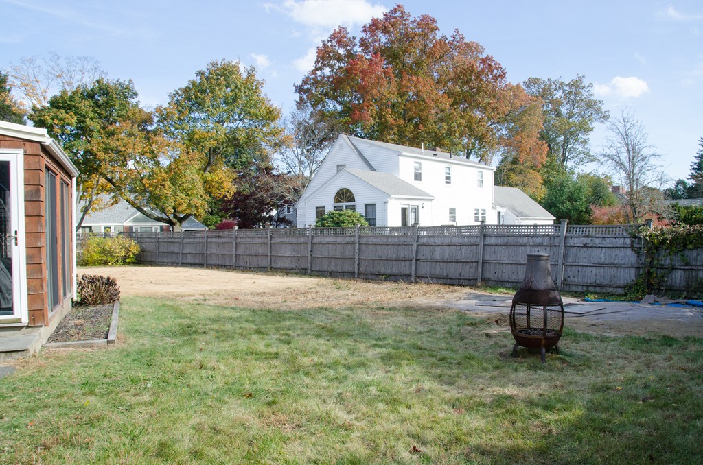 11 Bass River Road Beverly, MA 01915 - Photo 5 of 28 Gallery Image 5