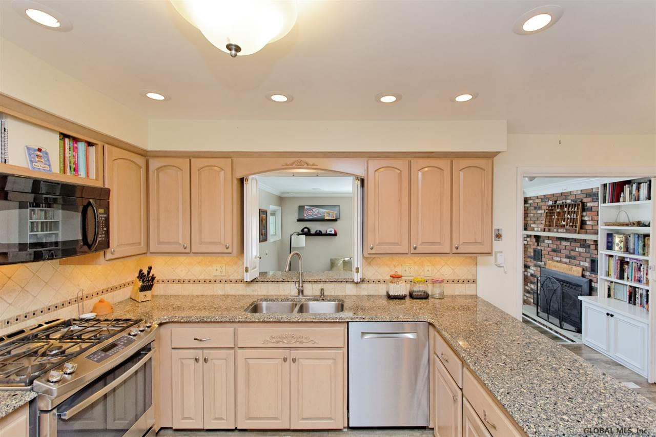 1029 Angelina Road Rotterdam, NY 12303 - Photo 12 of 25 Photo 12