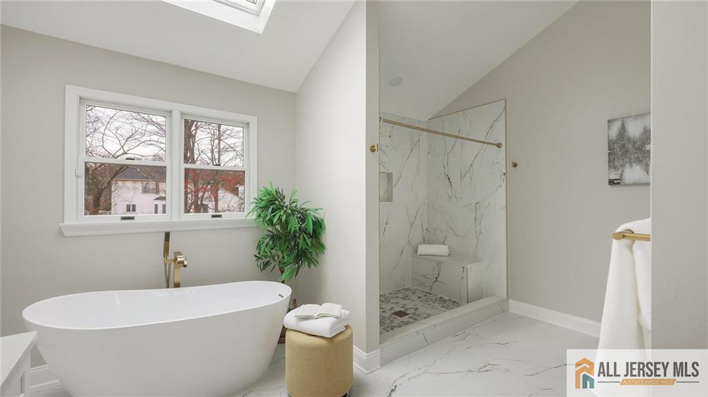 4 Maureen Court Edison, NJ 08820 - Photo 26 of 51