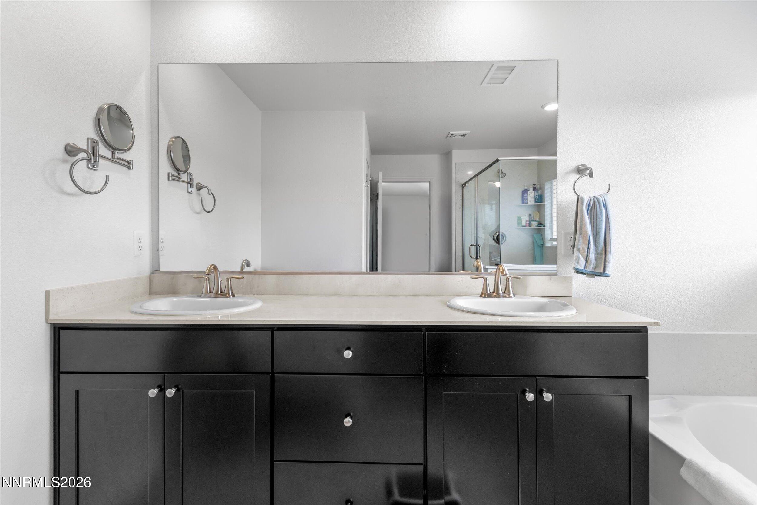 7400 Hundred Acre Drive Reno, NV 89506 - Photo 25 of 51 51-Primary Bathroom