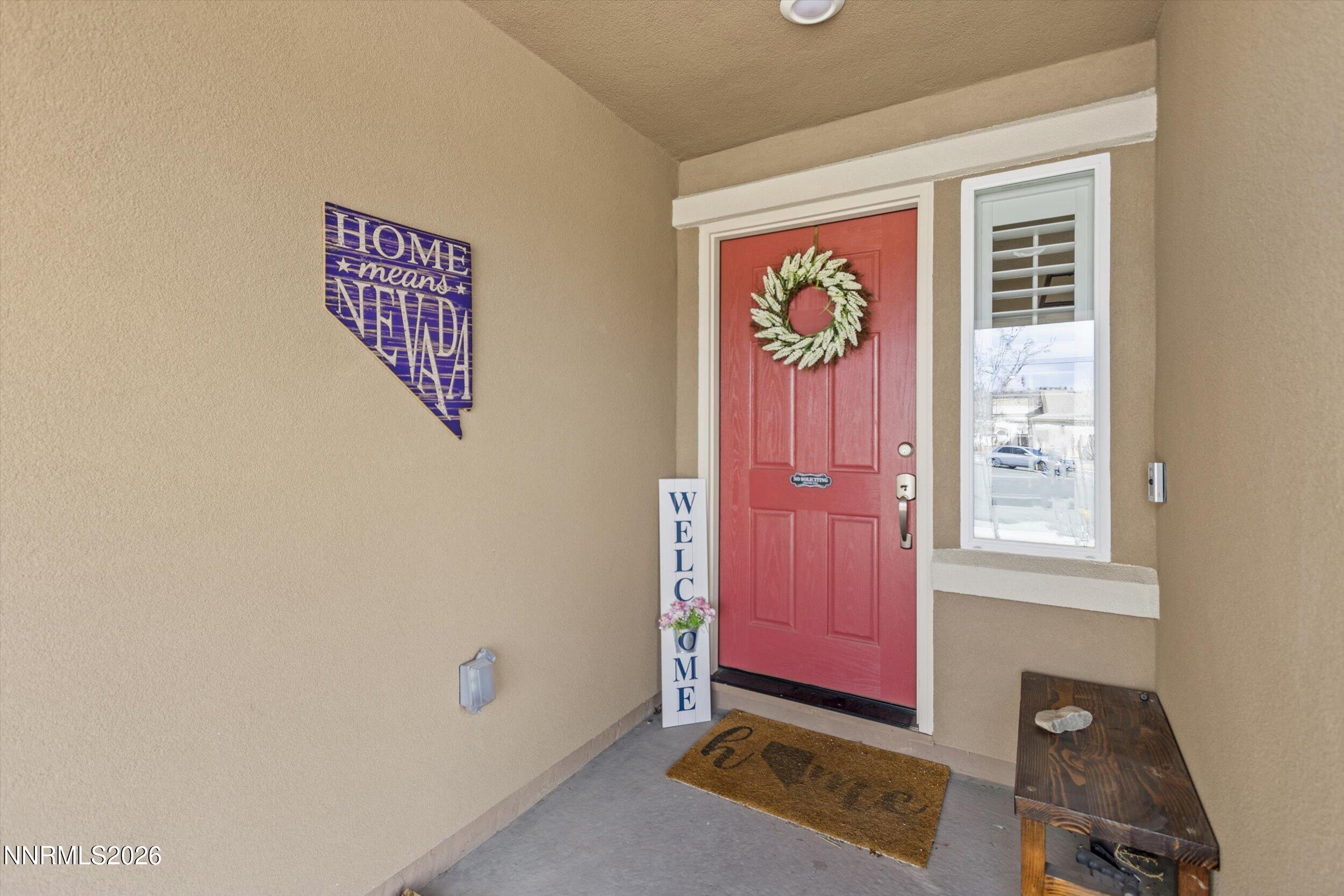 7400 Hundred Acre Drive Reno, NV 89506 - Photo 5 of 51 29-Entry