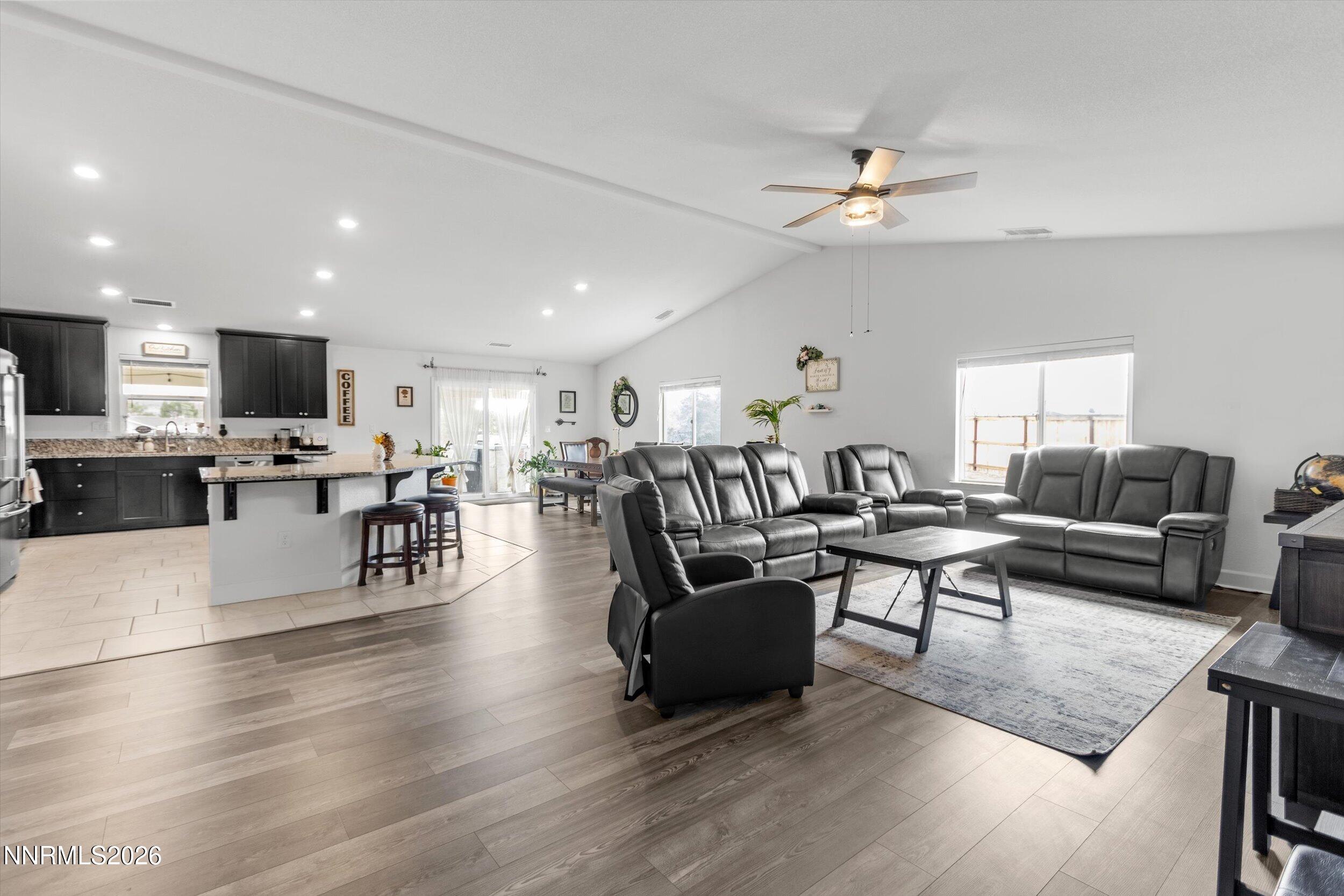 7400 Hundred Acre Drive Reno, NV 89506 - Photo 7 of 51 46-Living