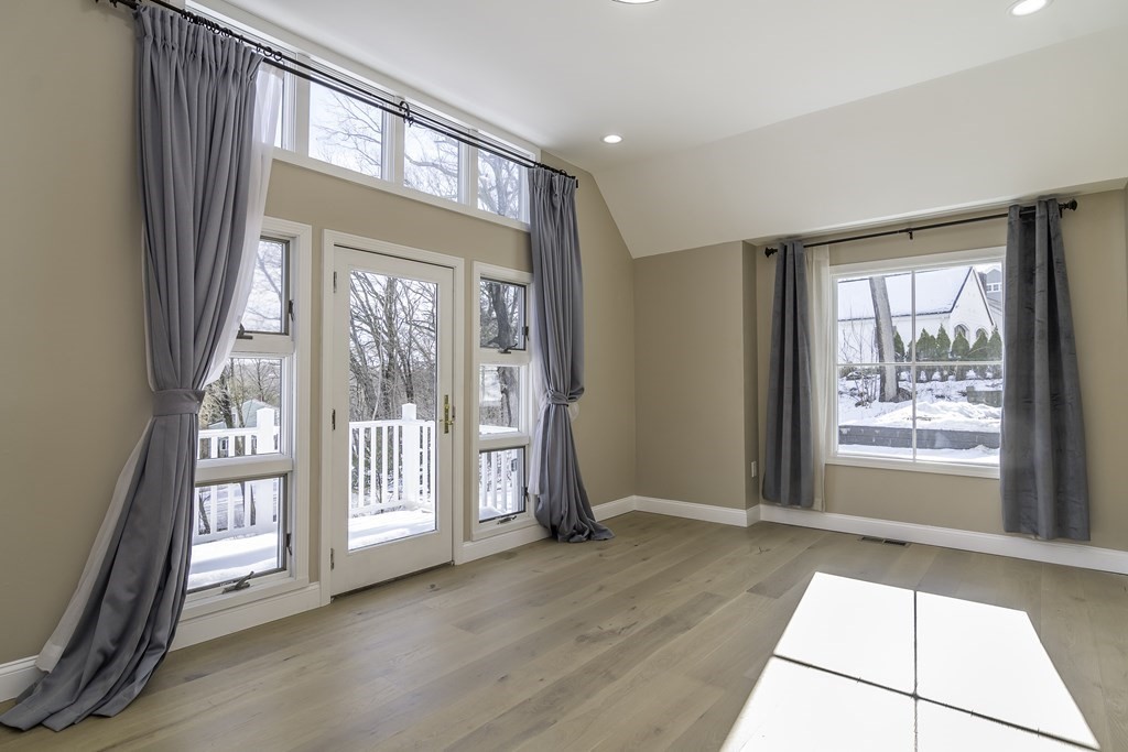 19 Fife Road Wellesley, MA 02481 - Photo 14 of 25