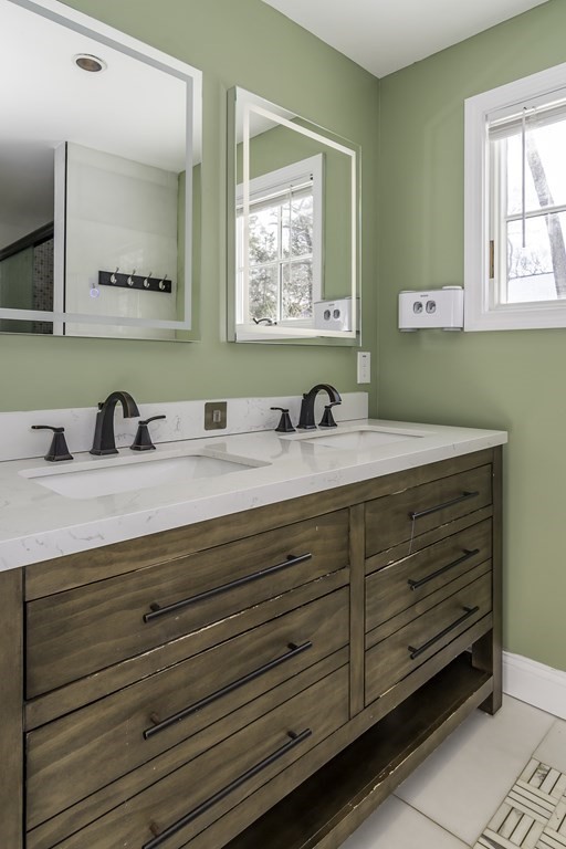 19 Fife Road Wellesley, MA 02481 - Photo 15 of 25