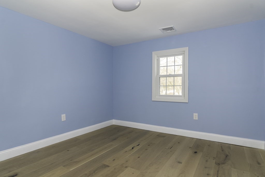 19 Fife Road Wellesley, MA 02481 - Photo 21 of 25