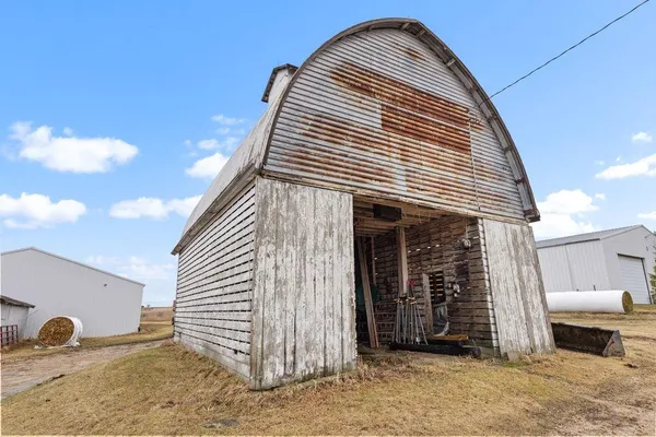 $389,900 | 16398 Rock Grove Road, Durand, IL 61024