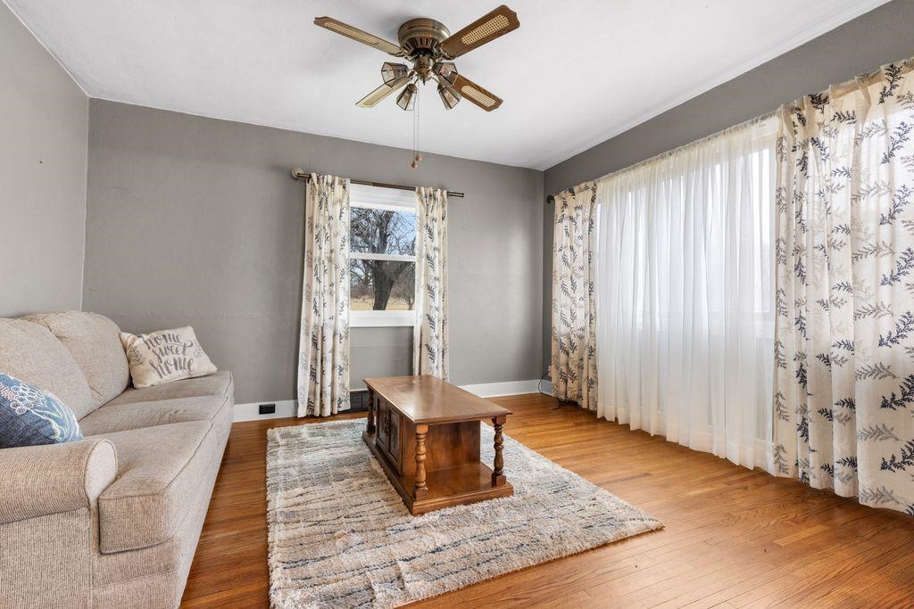 16398 Rock Grove Road Durand, IL 61024 - Photo 5 of 31