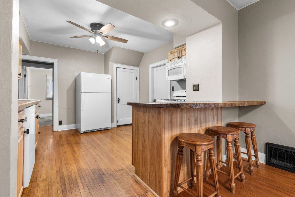 16398 Rock Grove Road Durand, IL 61024 - Photo 8 of 31