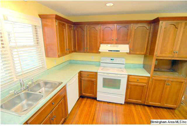 560 Beasley Road Gardendale, AL 35071 - Photo 7 of 23