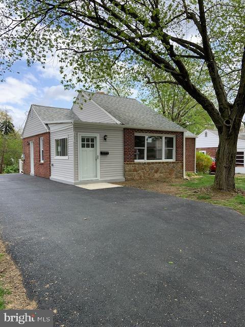 703 Edgemoor Road Wilmington, DE 19809 - Photo 2 of 18 Gallery Image 2