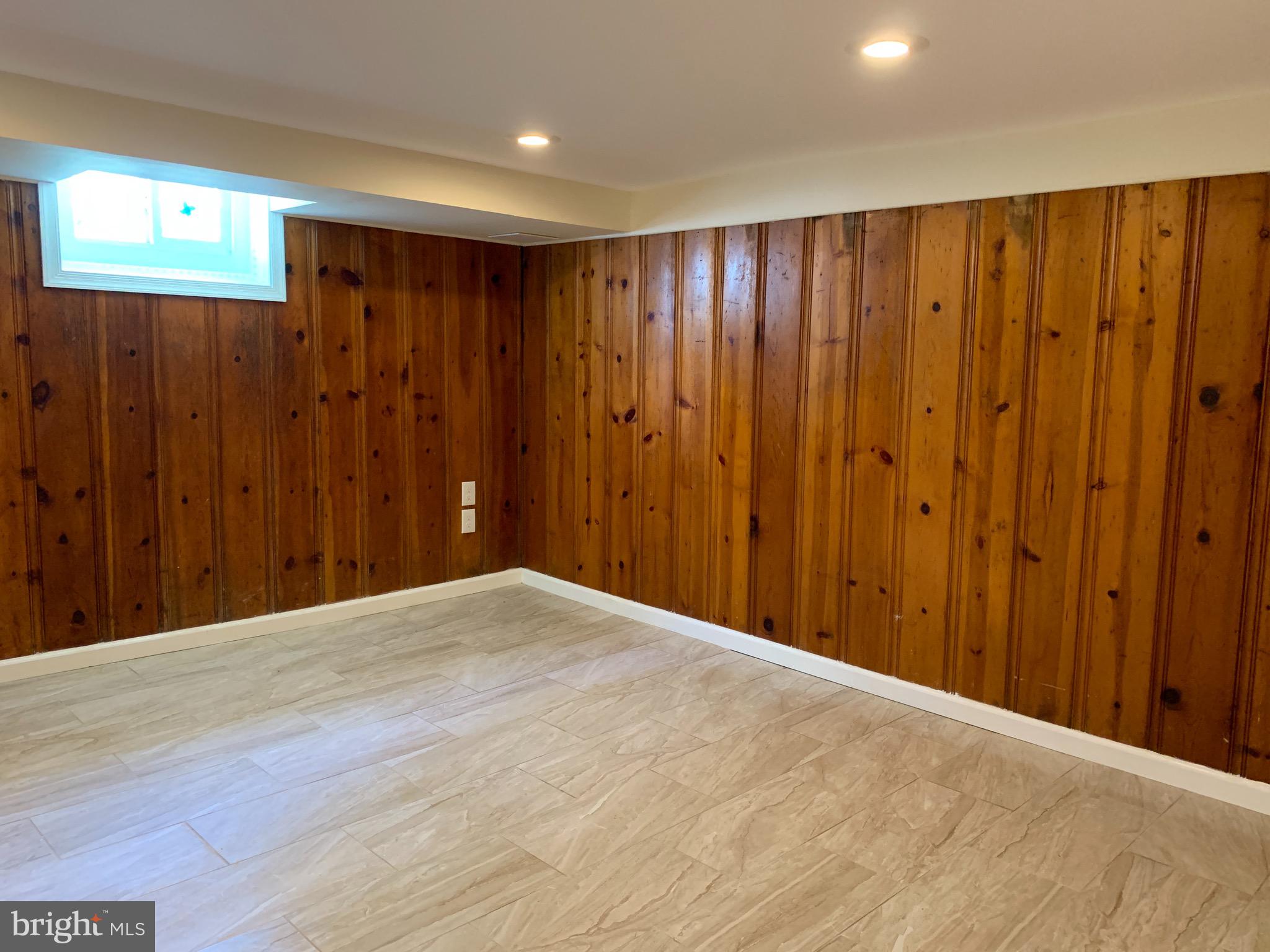 412 Stemmers Run Road Baltimore, MD 21221 - Photo 17 of 26