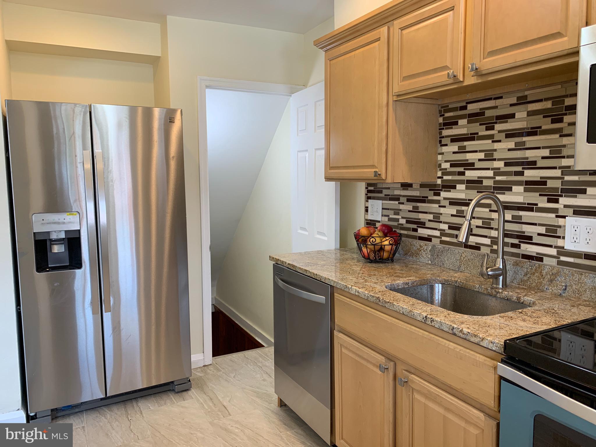 412 Stemmers Run Road Baltimore, MD 21221 - Photo 7 of 26