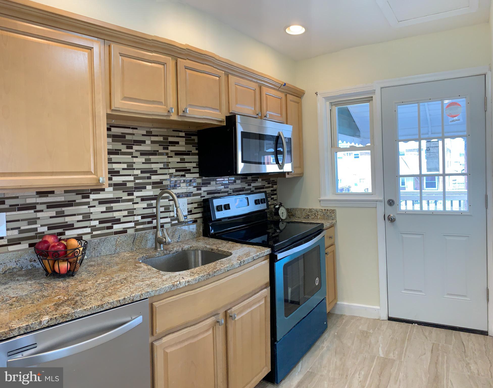 412 Stemmers Run Road Baltimore, MD 21221 - Photo 8 of 26