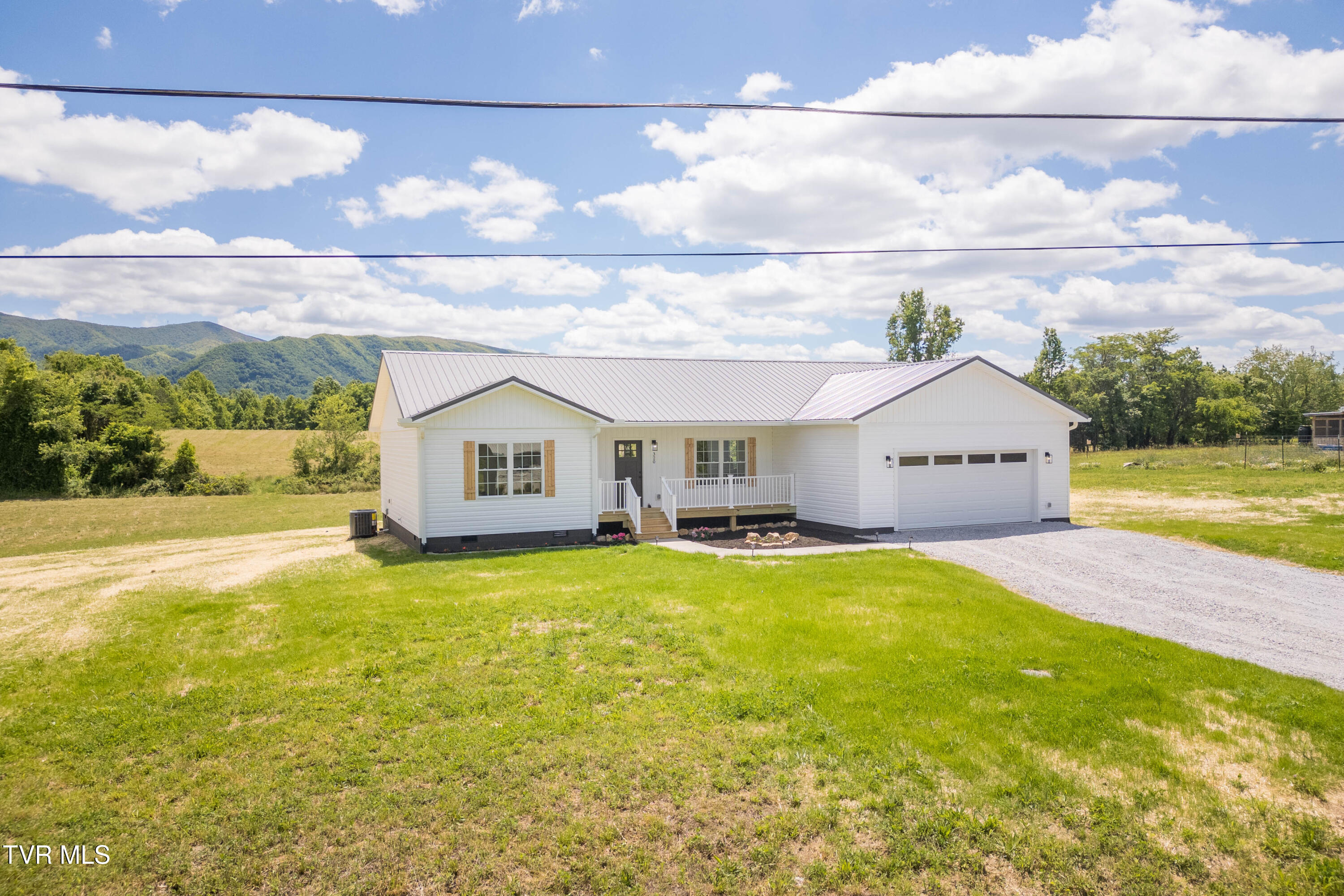 320 Deerwood Road Greeneville, TN 37743 - Photo 27 of 29 DJI_0992-HDR