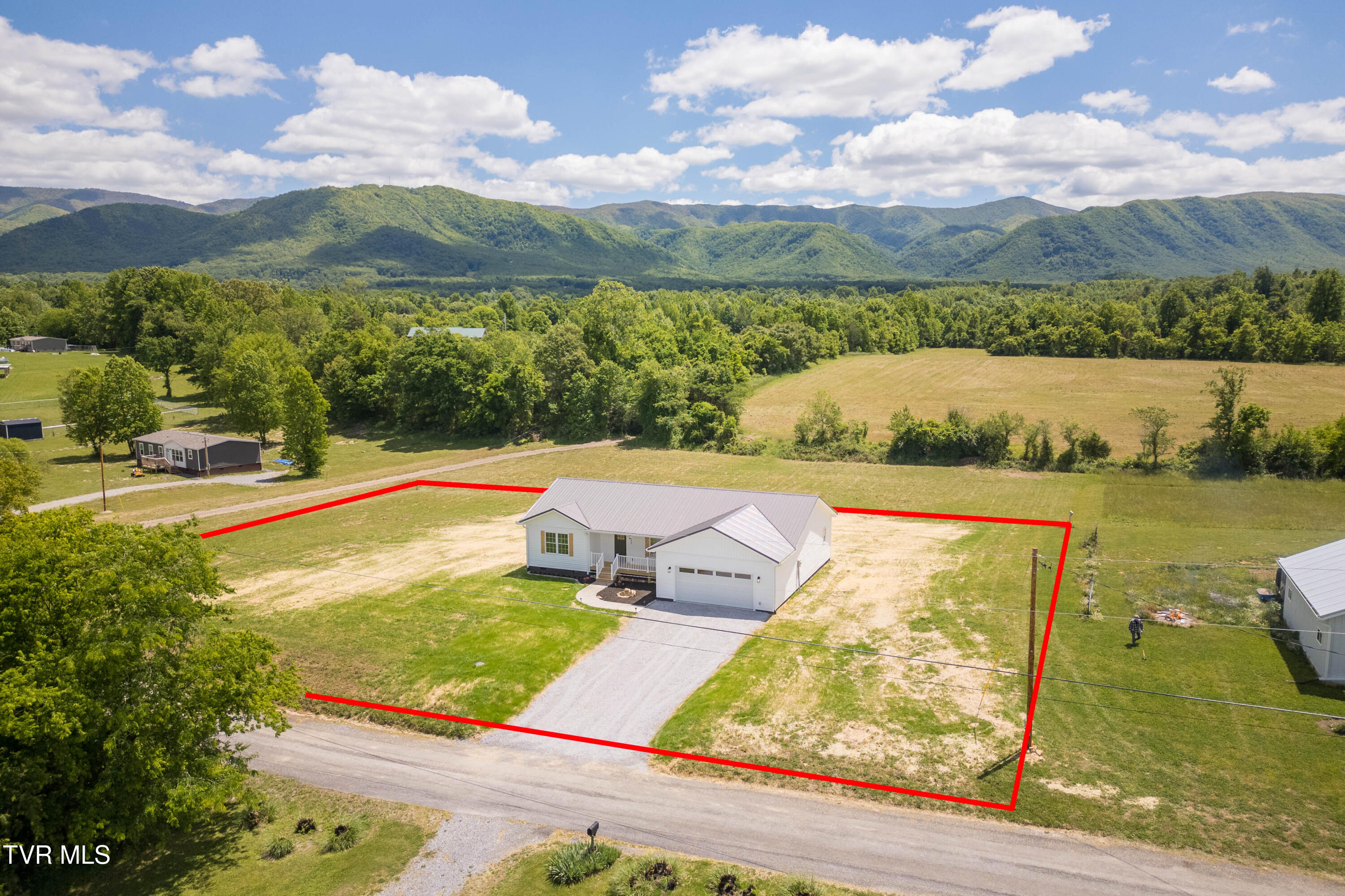 320 Deerwood Road Greeneville, TN 37743 - Photo 29 of 29 DJI_0998-HDR-Edit-2