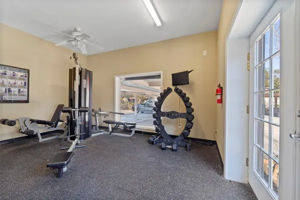 $159,500 | 4515 Briar Hollow Place, Unit 315, Houston, TX 77027