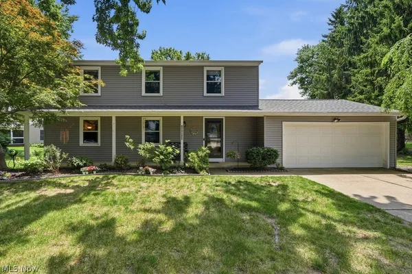$389,900 | 187 Fox Run Drive, Munroe Falls, OH 44262