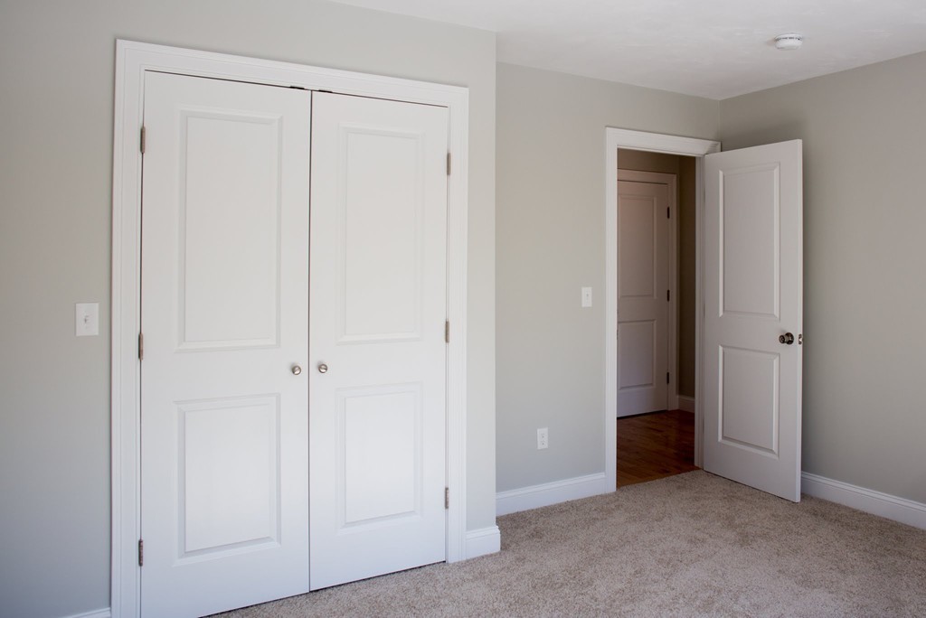 15 Minott Road Westminster, MA 01473 - Photo 14 of 26 an empty room with closet area