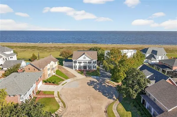 $775,000 | 4808 Neyrey Drive, Metairie, LA 70002