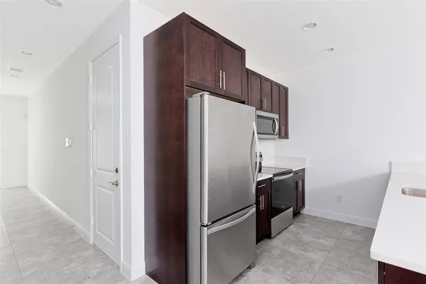 $2,950 | 6937 Pines Circle, Unit 17, Coconut Creek, FL 33073