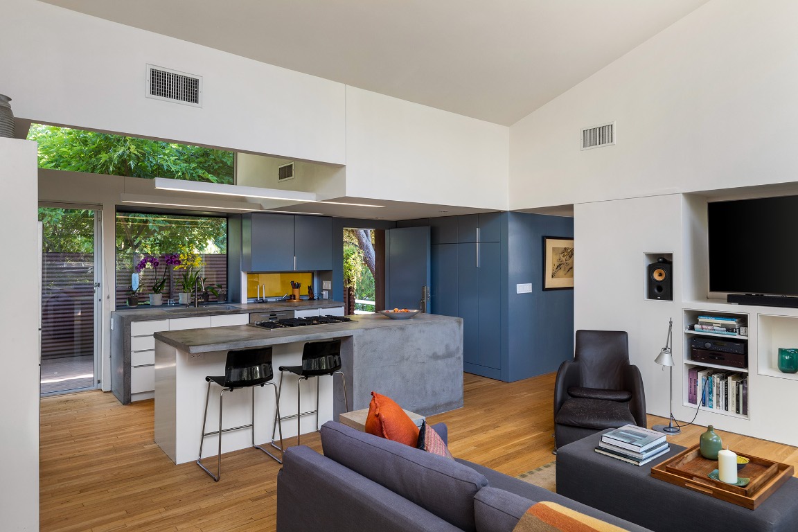 20575 Cheney Drive Topanga, CA 90290 - Photo 15 of 35